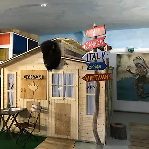 Hafentraum Indoorcampinghostel BRE
